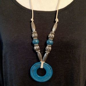 Western Style Pendant Statement Necklace